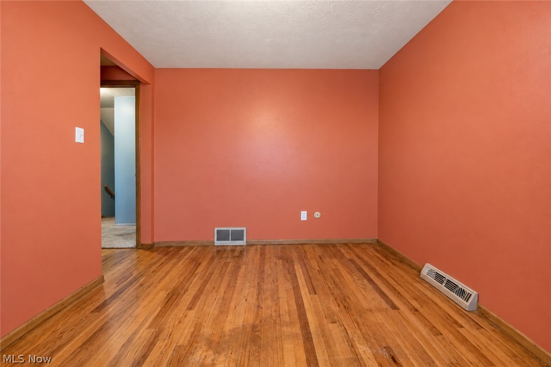 6498 Edgehurst Drive Brook Park OH 44142