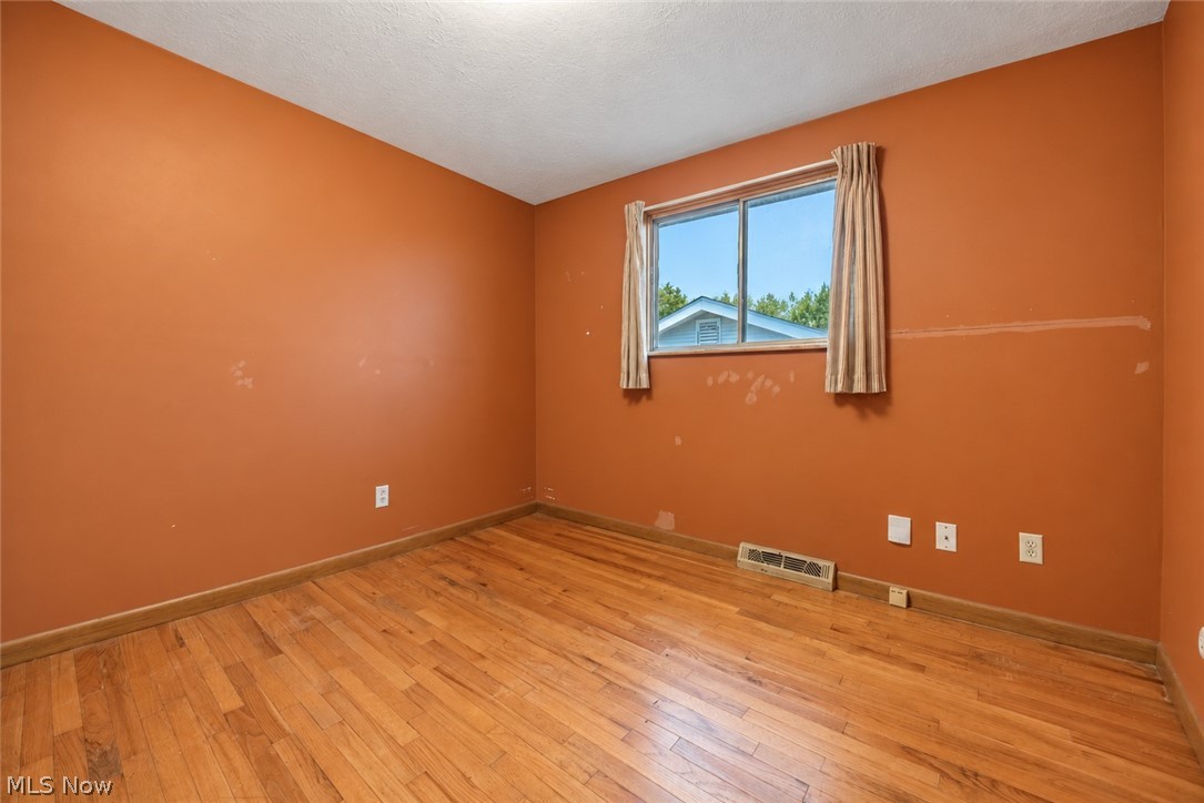 6498 Edgehurst Drive Brook Park OH 44142
