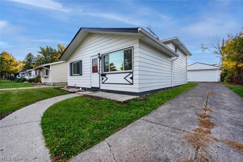 6498 Edgehurst Drive Brook Park OH 44142