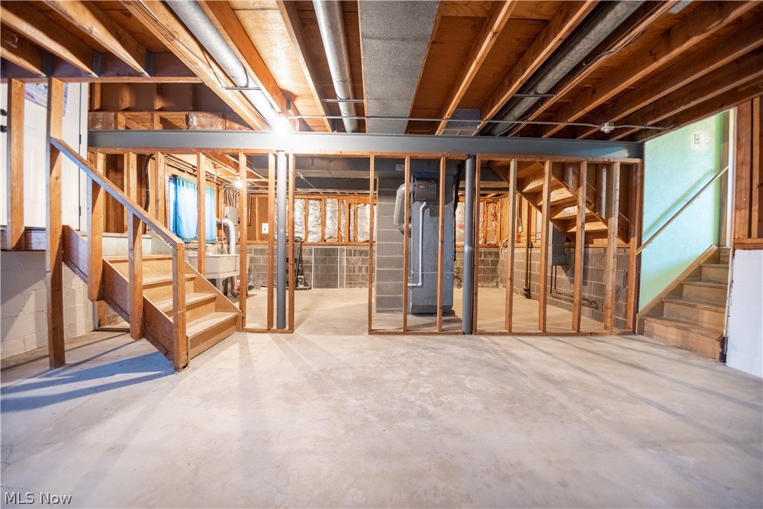6498 Edgehurst Drive Brook Park OH 44142