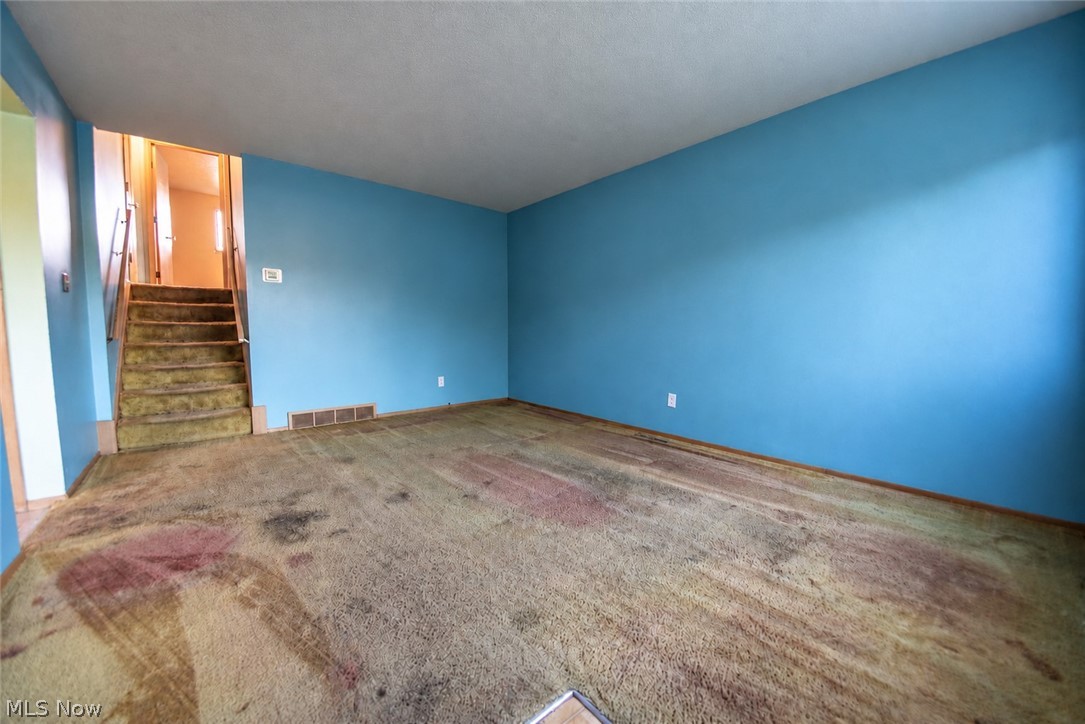 6498 Edgehurst Drive Brook Park OH 44142
