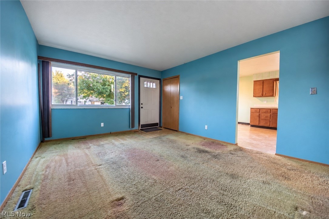 6498 Edgehurst Drive Brook Park OH 44142