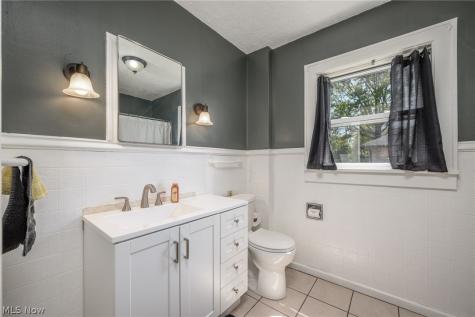 216 Lewis Place NE Massillon OH 44646