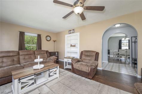 216 Lewis Place NE Massillon OH 44646