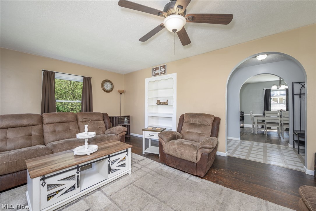 216 Lewis Place NE Massillon OH 44646