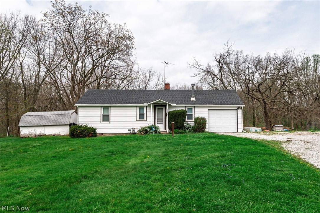 1069 W Nimisila Road New Franklin OH 44216