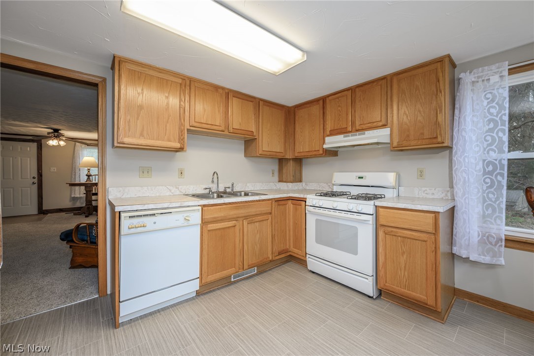 1069 W Nimisila Road New Franklin OH 44216