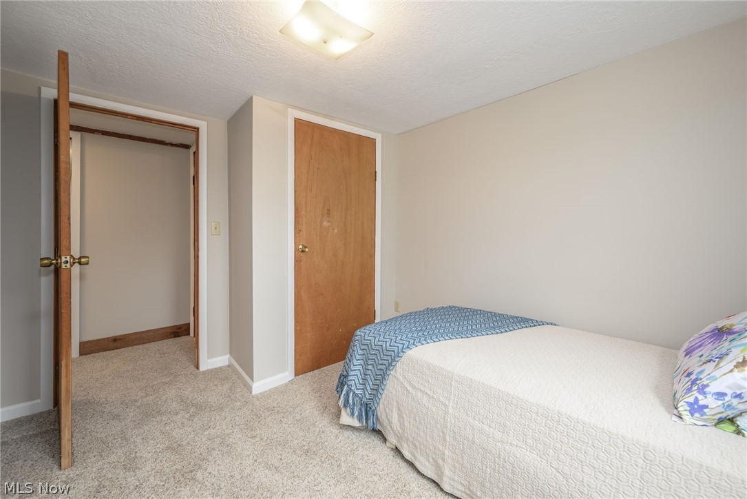 1069 W Nimisila Road New Franklin OH 44216