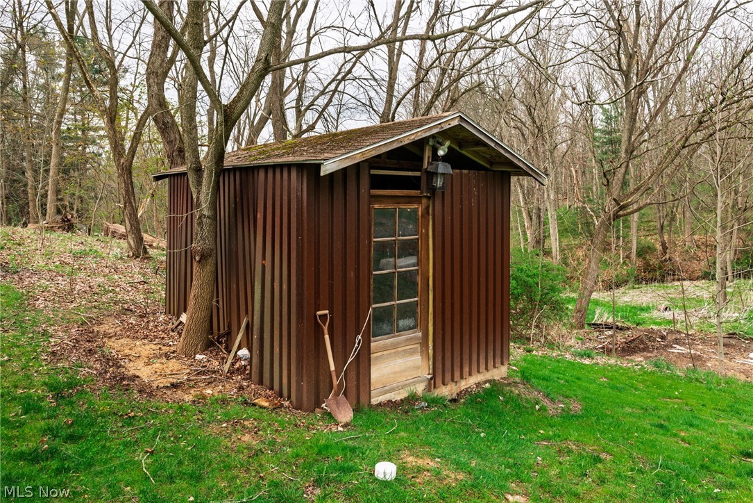 1069 W Nimisila Road New Franklin OH 44216