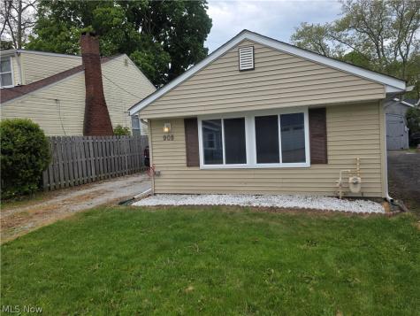 908 Bellevue Drive Willoughby OH 44094