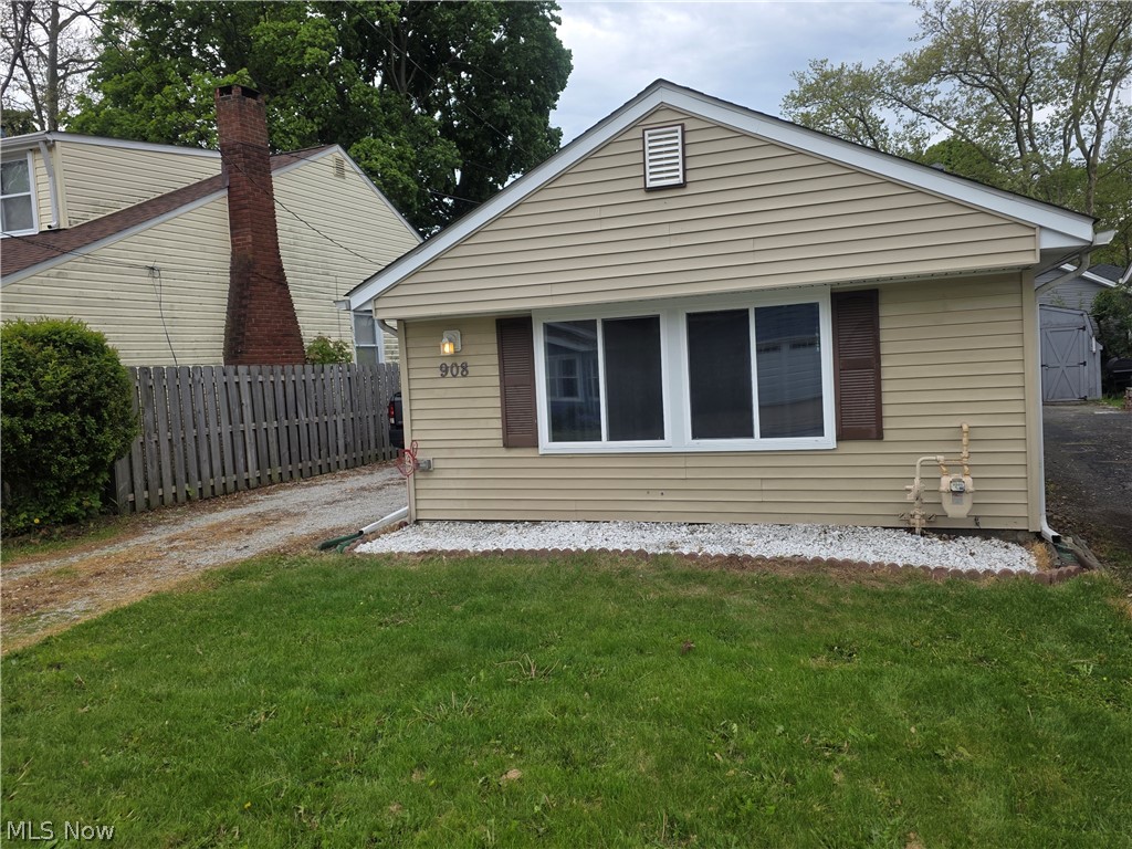 908 Bellevue Drive Willoughby OH 44094