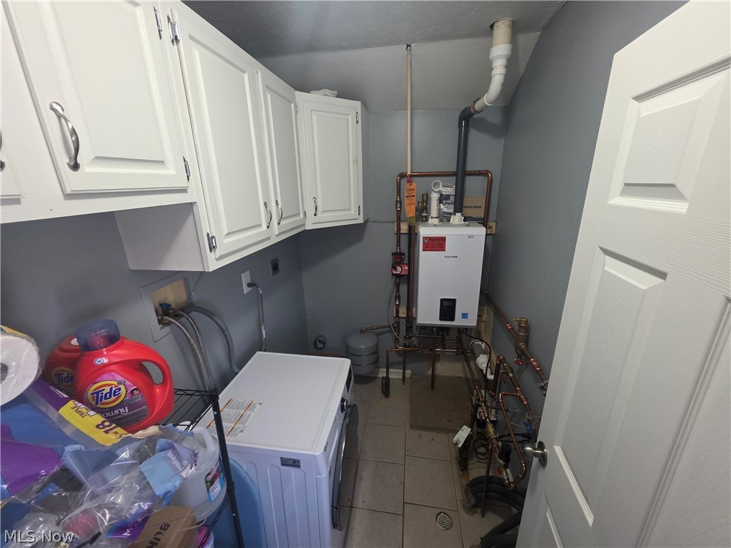 908 Bellevue Drive Willoughby OH 44094