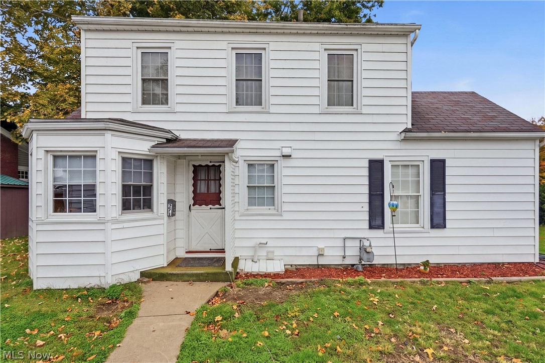 373 Cross Street Newcomerstown OH 43832