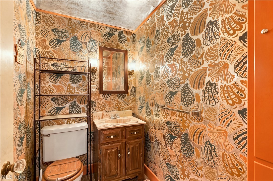 373 Cross Street Newcomerstown OH 43832