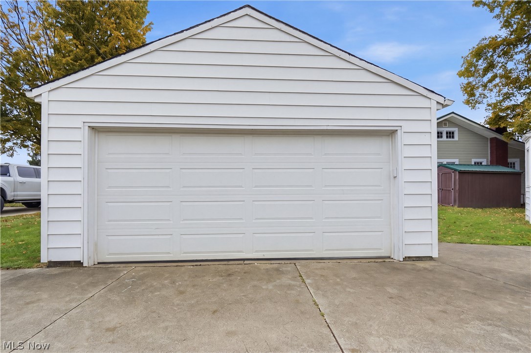 373 Cross Street Newcomerstown OH 43832