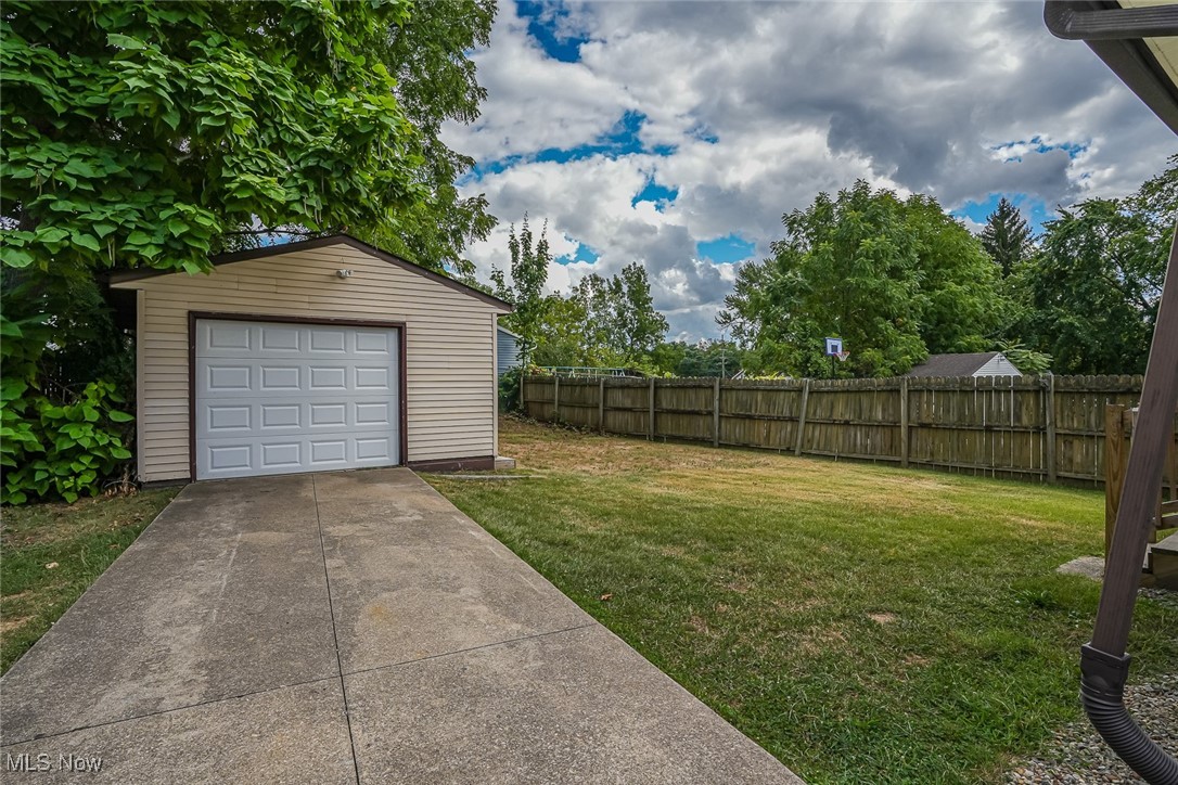 2323 SW 11th Street SW Akron OH 44314