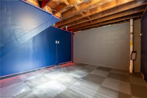 13526 Glenvale Avenue NW Uniontown OH 44685