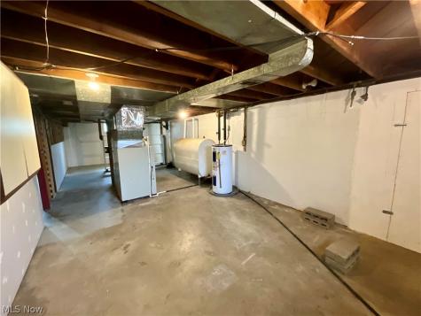 13526 Glenvale Avenue NW Uniontown OH 44685