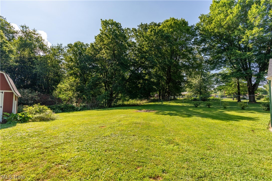 13526 Glenvale Avenue NW Uniontown OH 44685