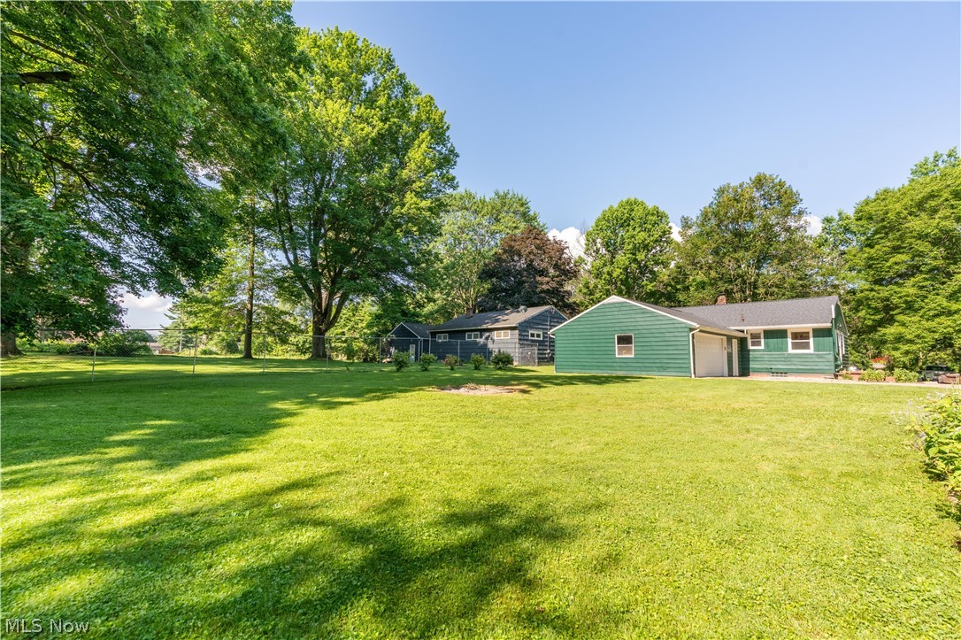 13526 Glenvale Avenue NW Uniontown OH 44685
