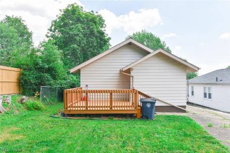 2696 Christensen Avenue Akron OH 44314
