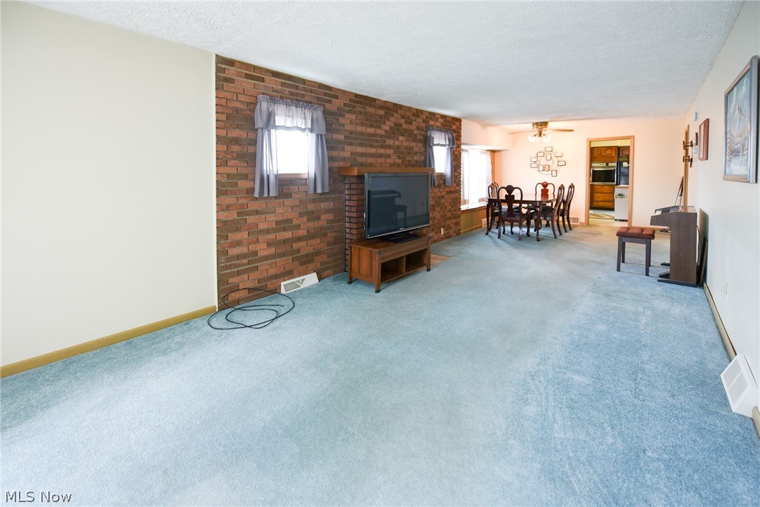 2696 Christensen Avenue Akron OH 44314