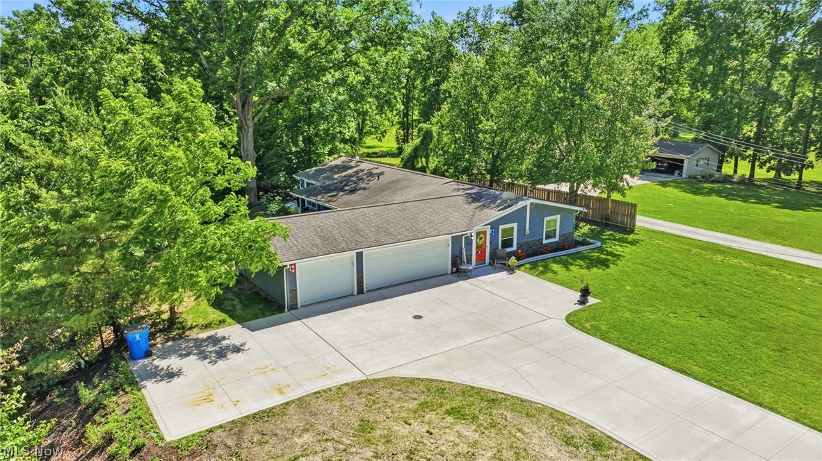 8870 N Spring Valley Park Drive Chagrin Falls OH 44023