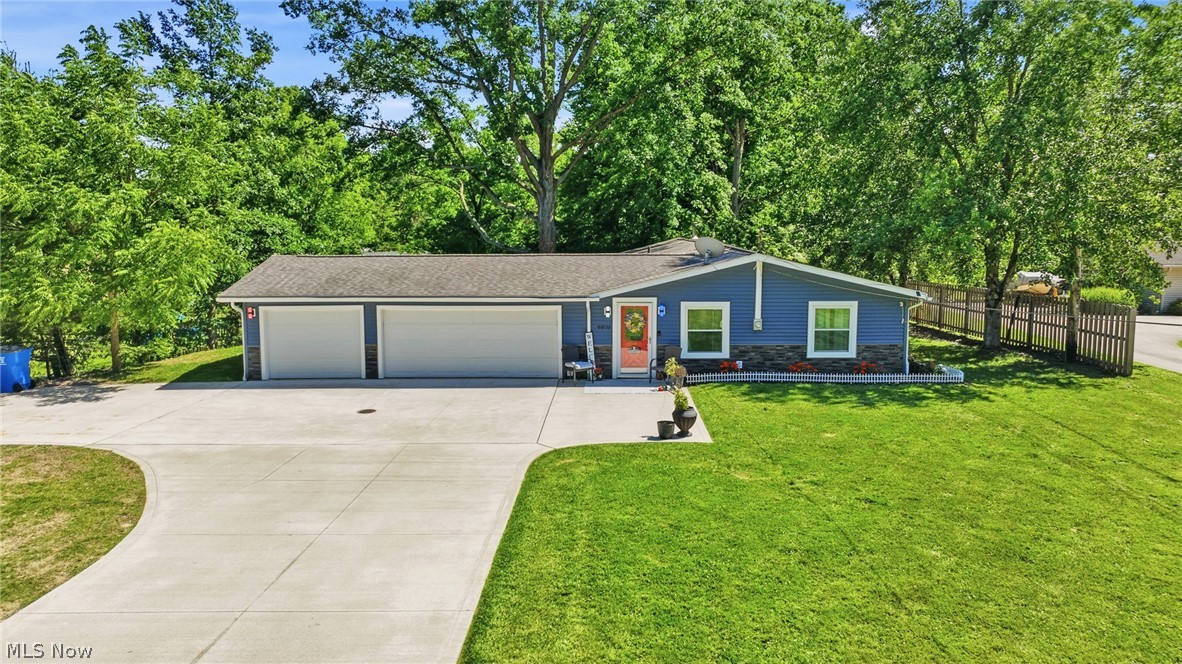 8870 N Spring Valley Park Drive Chagrin Falls OH 44023