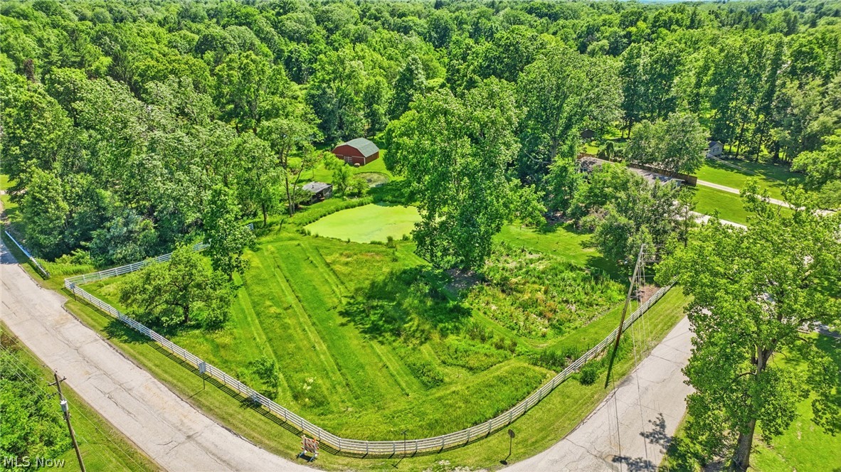 8870 N Spring Valley Park Drive Chagrin Falls OH 44023