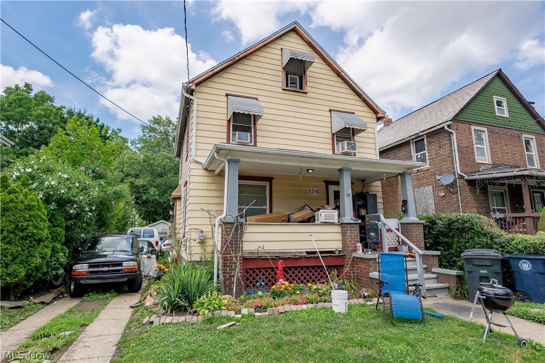 1216 Girard Street Akron OH 44301