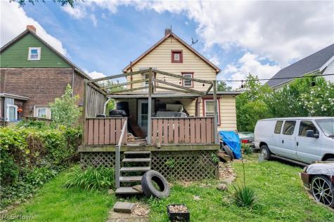 1216 Girard Street Akron OH 44301