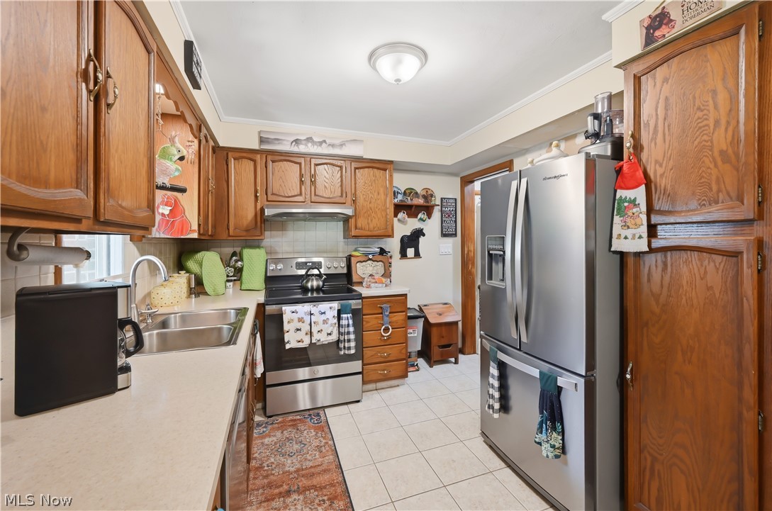 3815 Loma Vista Drive Youngstown OH 44511