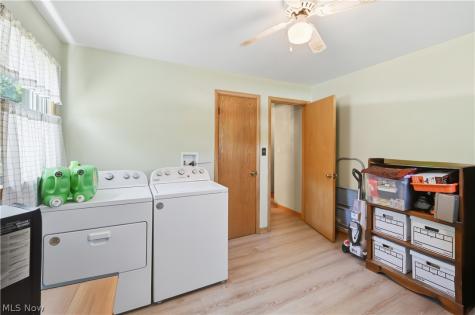 3815 Loma Vista Drive Youngstown OH 44511