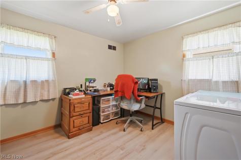 3815 Loma Vista Drive Youngstown OH 44511
