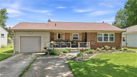 3815 Loma Vista Drive Youngstown OH 44511