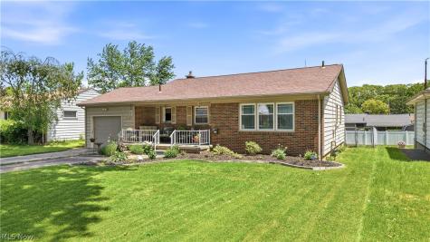 3815 Loma Vista Drive Youngstown OH 44511