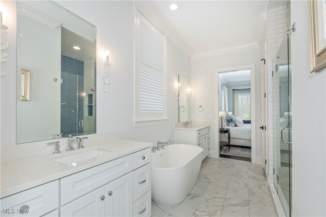 300 Woodridge Lane Moreland Hills OH 44022