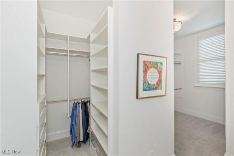 300 Woodridge Lane Moreland Hills OH 44022