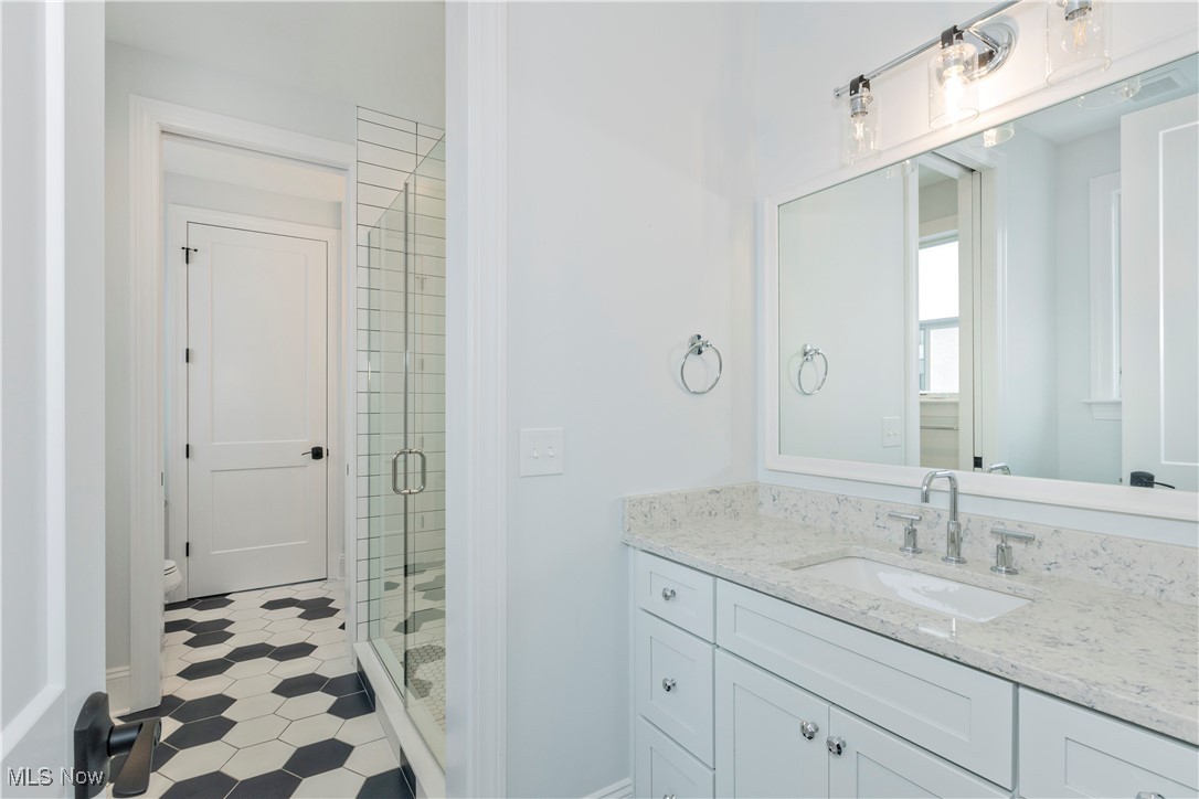 300 Woodridge Lane Moreland Hills OH 44022