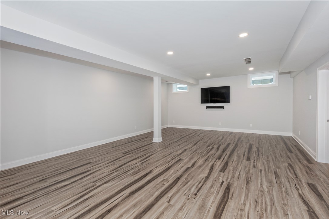 300 Woodridge Lane Moreland Hills OH 44022