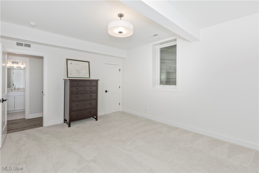 300 Woodridge Lane Moreland Hills OH 44022