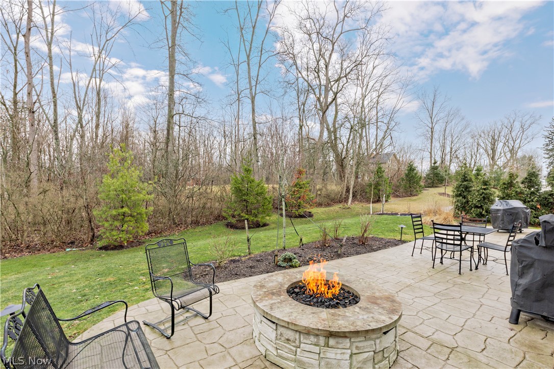 300 Woodridge Lane Moreland Hills OH 44022