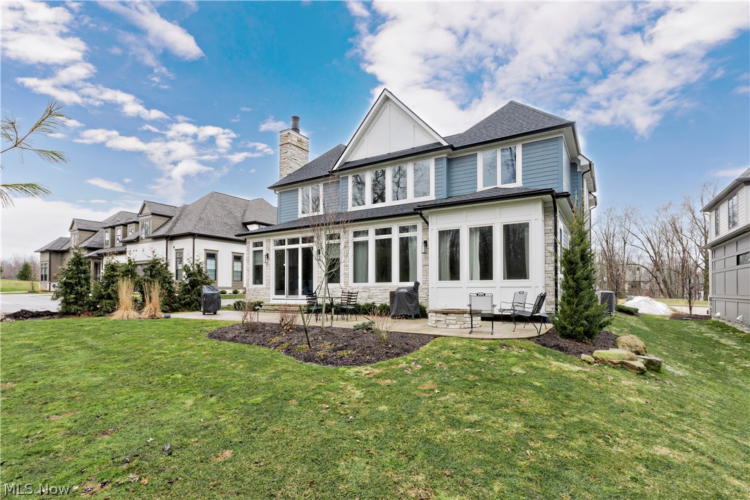 300 Woodridge Lane Moreland Hills OH 44022