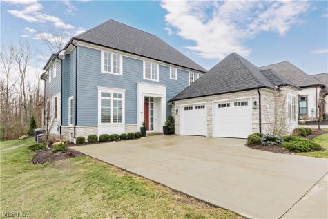 300 Woodridge Lane Moreland Hills OH 44022