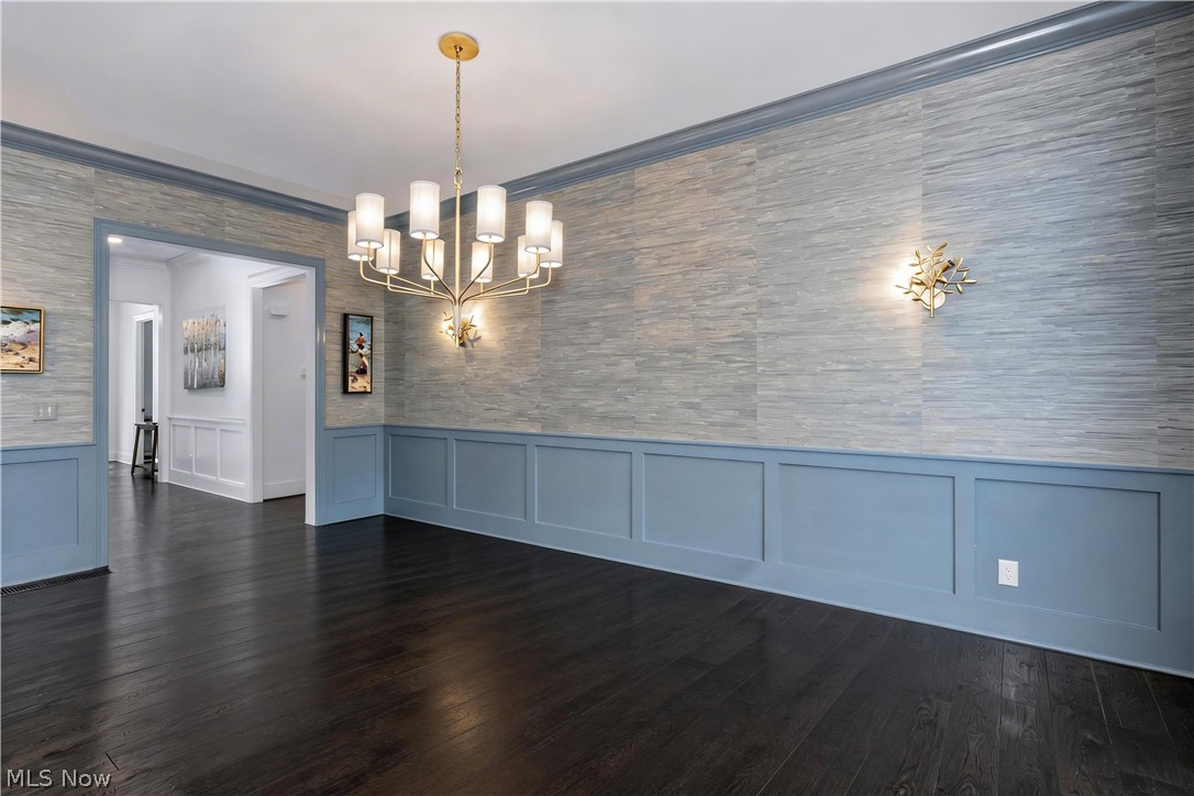 300 Woodridge Lane Moreland Hills OH 44022