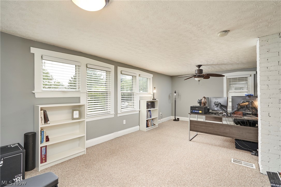 1438 Newman Avenue Lakewood OH 44107
