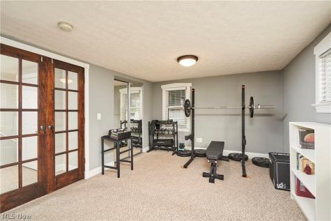 1438 Newman Avenue Lakewood OH 44107