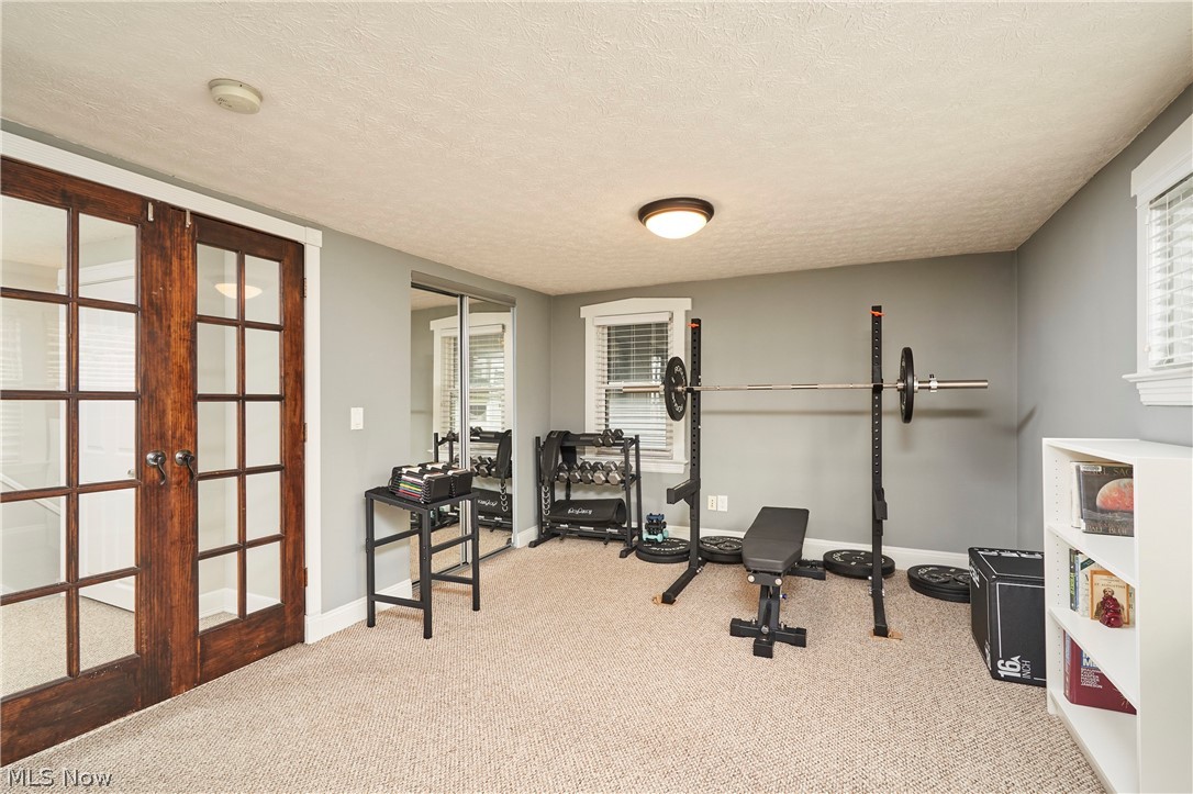 1438 Newman Avenue Lakewood OH 44107