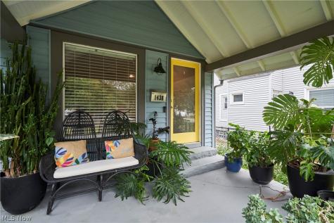 1438 Newman Avenue Lakewood OH 44107
