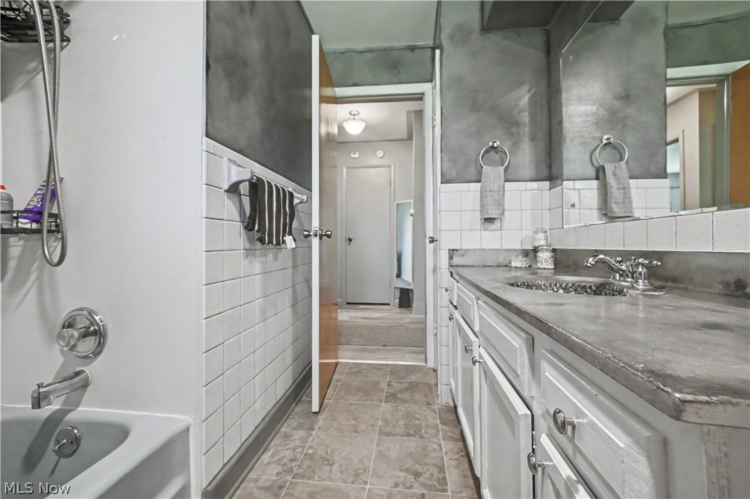 1053 Reed Road Mansfield OH 44903